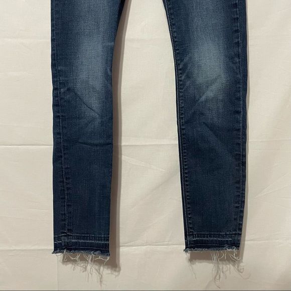 2/26 Brooke Skinny Jeans Raw Released Hem Lucky Brand - Picture 3 of 11